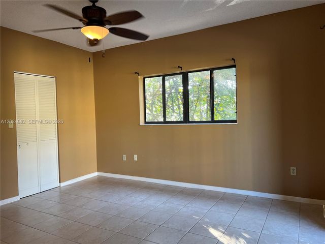 2445 SW 18th Ter 920, Fort Lauderdale, FL 33315