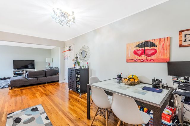 2685 E 7th Street 6M, Brooklyn, NY 11235