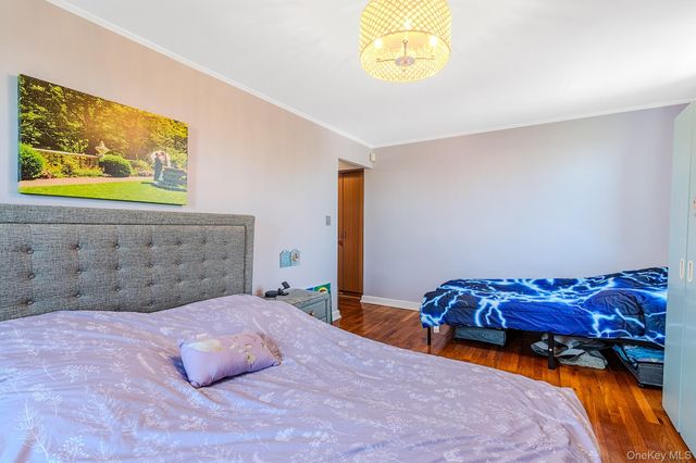 2685 E 7th Street 6M, Brooklyn, NY 11235