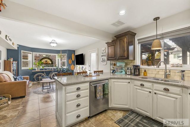 3602 Cobblestone Lane, Idaho Falls, ID 83404