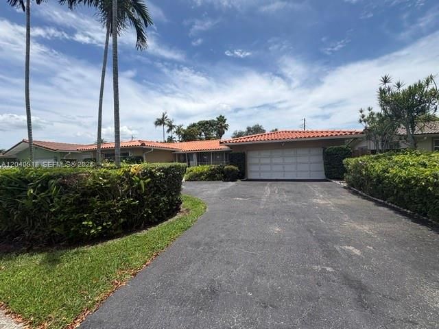 1180 Starling Ave, Miami Springs, FL 33166