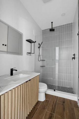 2032 N Dixie Highway 12, West Palm Beach, FL 33407