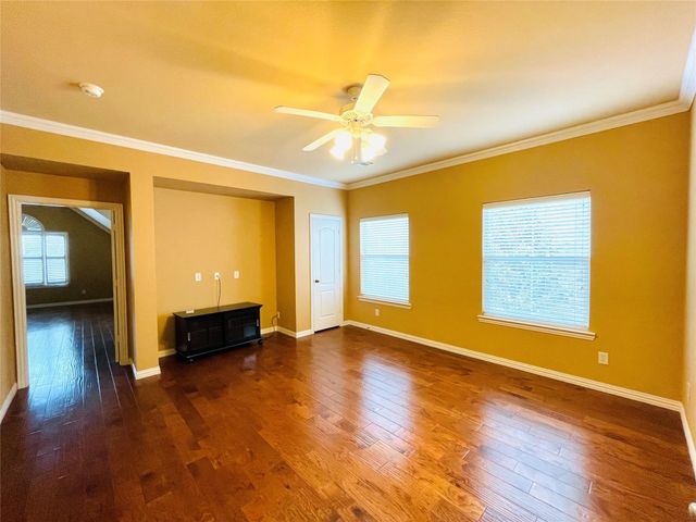 40 Emerald Pond Drive, Frisco, TX 75034