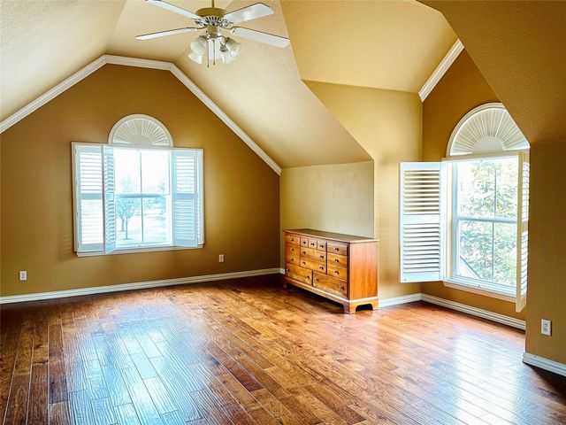 40 Emerald Pond Drive, Frisco, TX 75034