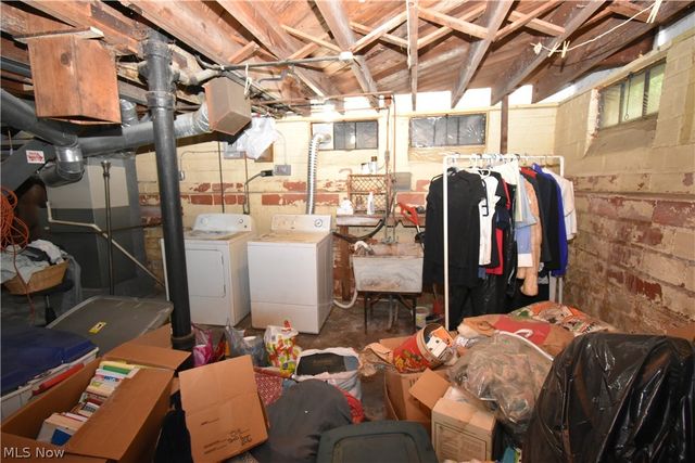 4137 W 157th Street, Cleveland, OH 44135
