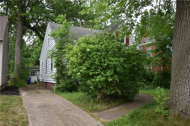 4137 W 157th Street, Cleveland, OH 44135