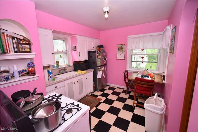 4137 W 157th Street, Cleveland, OH 44135