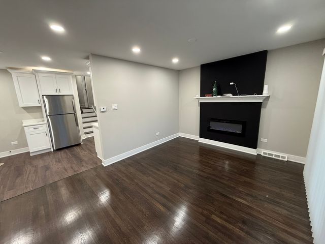 16024 Myrtle Avenue, Harvey, IL 60426