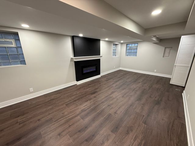 16024 Myrtle Avenue, Harvey, IL 60426