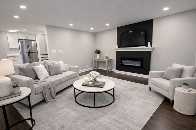 16024 Myrtle Avenue, Harvey, IL 60426