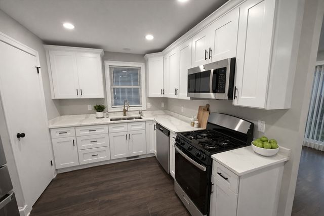 16024 Myrtle Avenue, Harvey, IL 60426