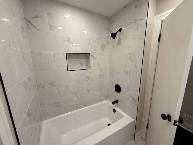 16024 Myrtle Avenue, Harvey, IL 60426