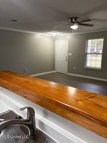 8721 Martin Bluff Road, Gautier, MS 39553