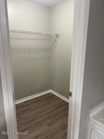 8721 Martin Bluff Road, Gautier, MS 39553