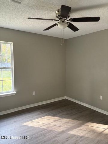 8721 Martin Bluff Road, Gautier, MS 39553