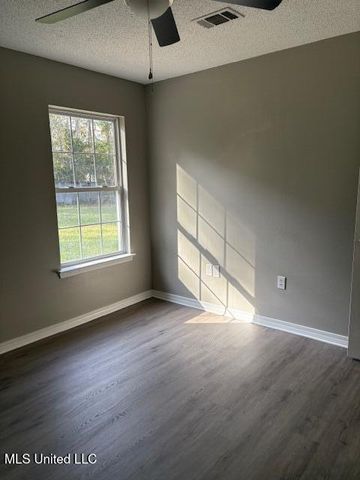 8721 Martin Bluff Road, Gautier, MS 39553