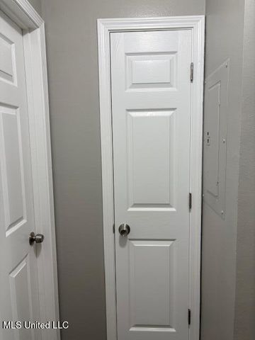 8721 Martin Bluff Road, Gautier, MS 39553