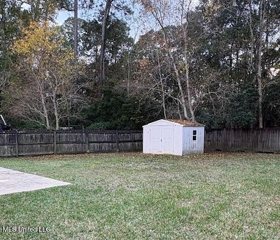 8721 Martin Bluff Road, Gautier, MS 39553