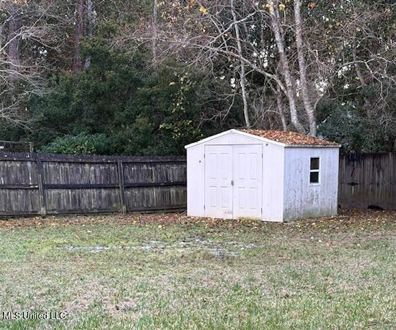 8721 Martin Bluff Road, Gautier, MS 39553