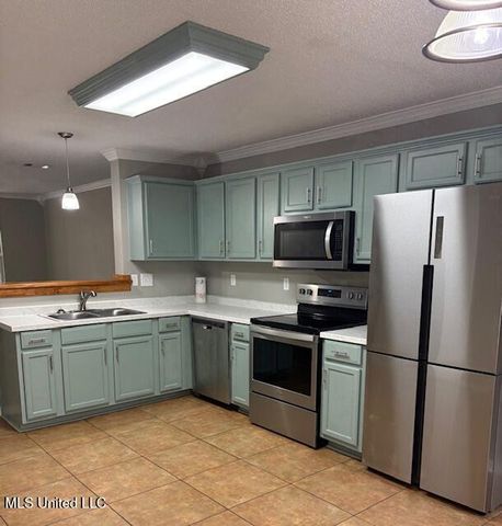 8721 Martin Bluff Road, Gautier, MS 39553