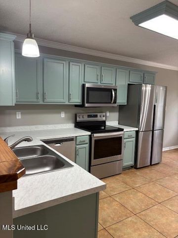 8721 Martin Bluff Road, Gautier, MS 39553