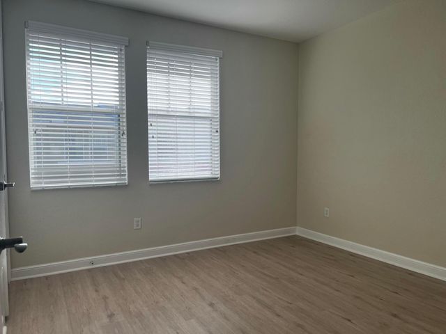 1727 San Benito Way 5, West Palm Beach, FL 33401