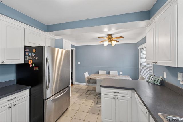 20924 Bon Brae Street, Saint Clair Shores, MI 48081