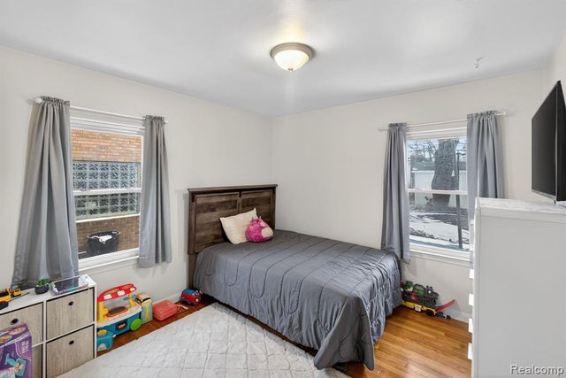 20924 Bon Brae Street, Saint Clair Shores, MI 48081