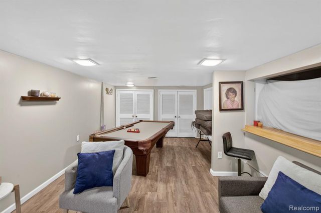 20924 Bon Brae Street, Saint Clair Shores, MI 48081