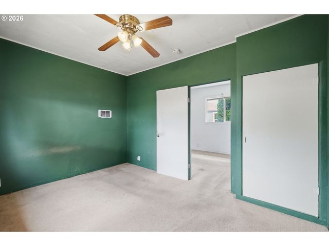 355 N GROVE Ct, Eugene, OR 97404