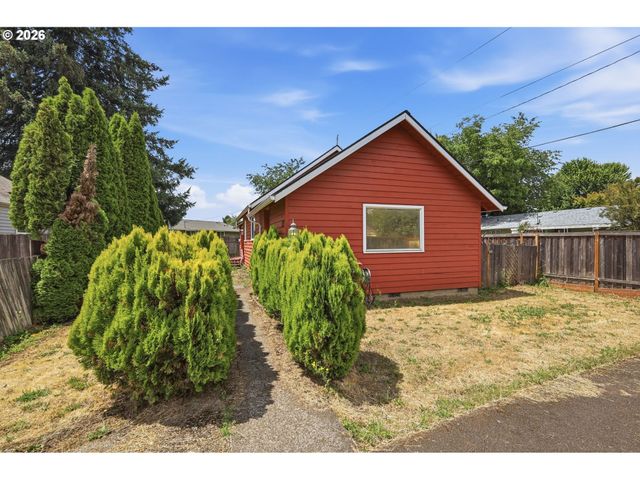 355 N GROVE Ct, Eugene, OR 97404