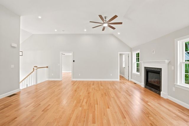 61 Grove, Millville, MA 01529