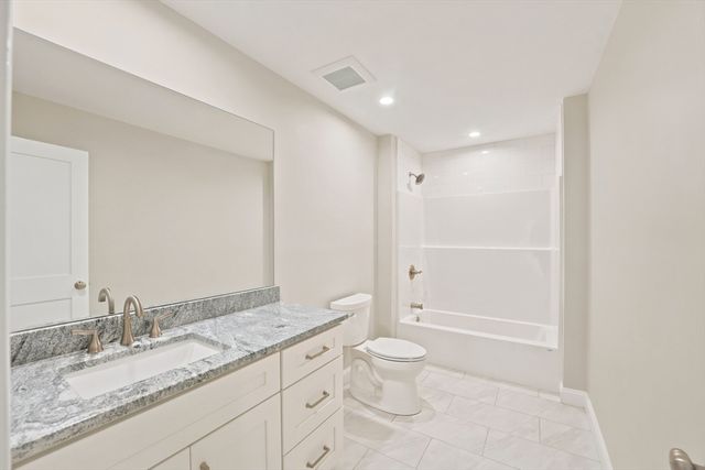 61 Grove, Millville, MA 01529