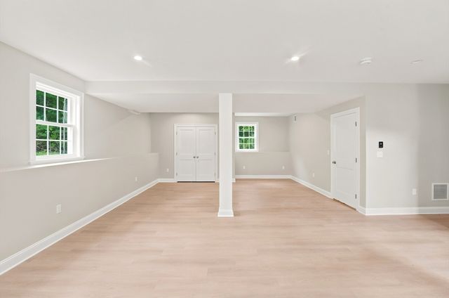 61 Grove, Millville, MA 01529