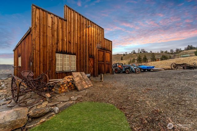 54 Moonlit Lane, Wenatchee, WA 98801