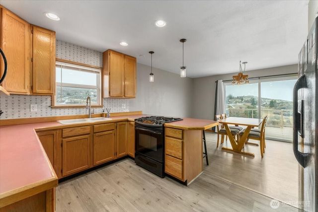 54 Moonlit Lane, Wenatchee, WA 98801