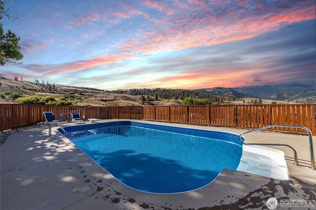 54 Moonlit Lane, Wenatchee, WA 98801