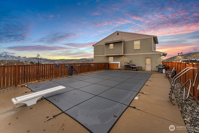 54 Moonlit Lane, Wenatchee, WA 98801