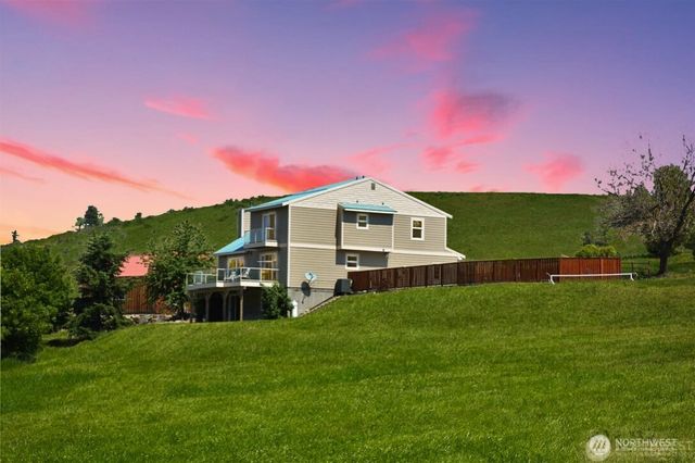 54 Moonlit Lane, Wenatchee, WA 98801