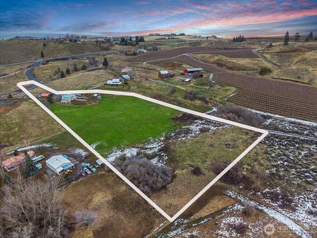 54 Moonlit Lane, Wenatchee, WA 98801