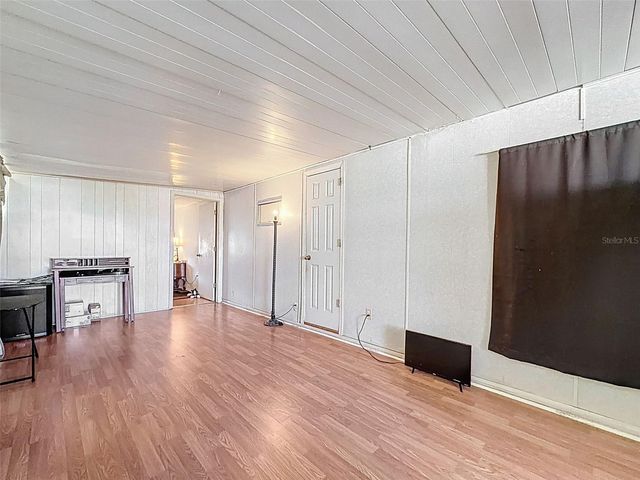 1823 BLUE LAKE DRIVE, Lakeland, FL 33801