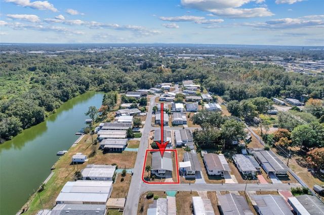 1823 BLUE LAKE DRIVE, Lakeland, FL 33801