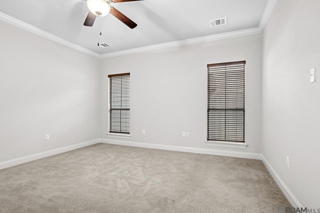 8127 Valencia Ct, Baton Rouge, LA 70820