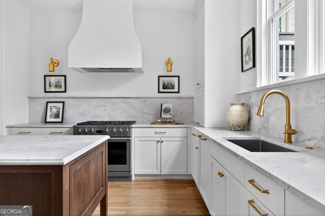 100 Sheridan Drive, Atlanta, GA 30305