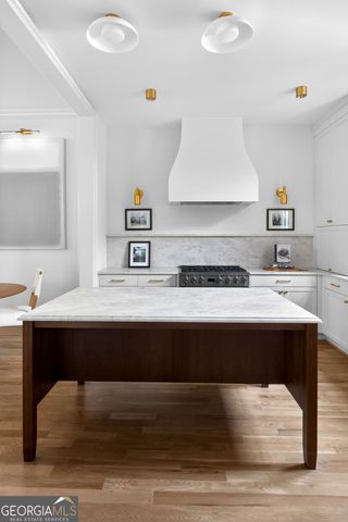 100 Sheridan Drive, Atlanta, GA 30305