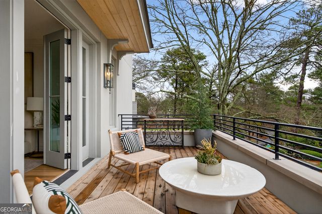 100 Sheridan Drive, Atlanta, GA 30305