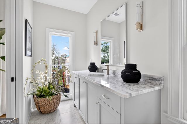 100 Sheridan Drive, Atlanta, GA 30305