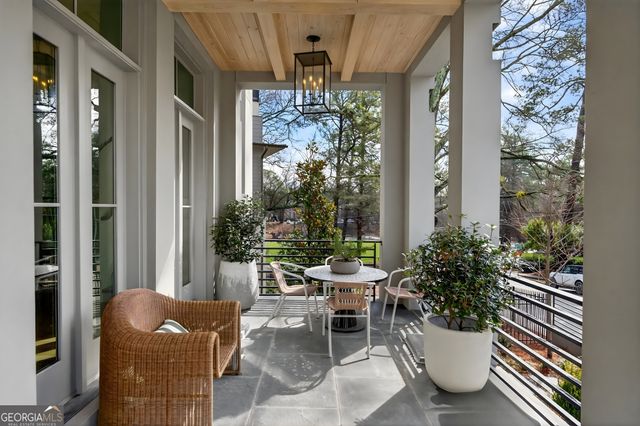 100 Sheridan Drive, Atlanta, GA 30305