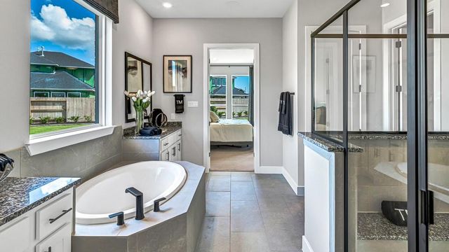 21523 Drummond Cove Drive, Cypress, TX 77433