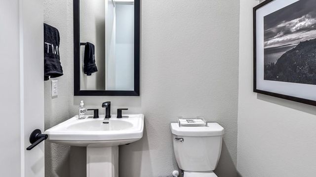 21523 Drummond Cove Drive, Cypress, TX 77433